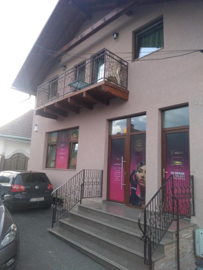 Cazare Regim Hotelier Зэрнешти Экстерьер фото